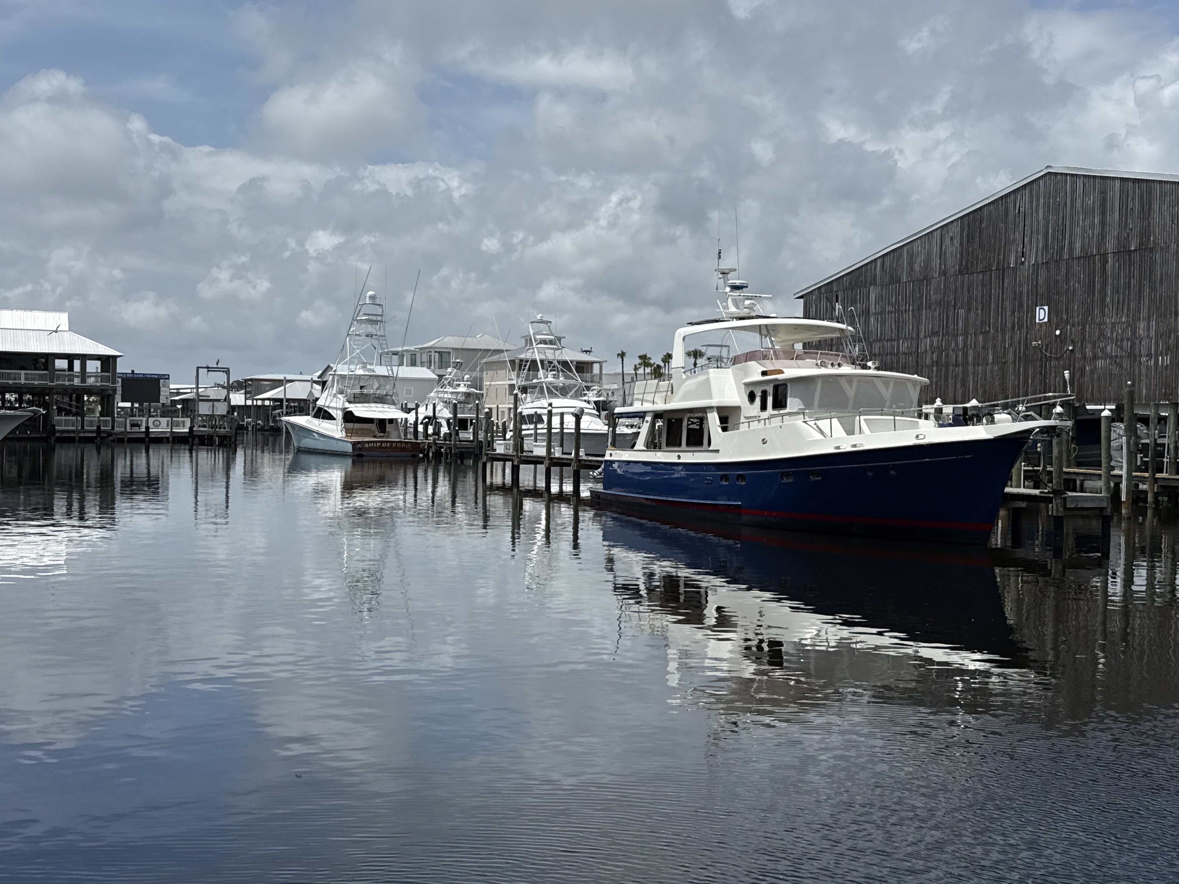 Waterfront homes along Marina Road in Orange Beach, Alabama with boating access